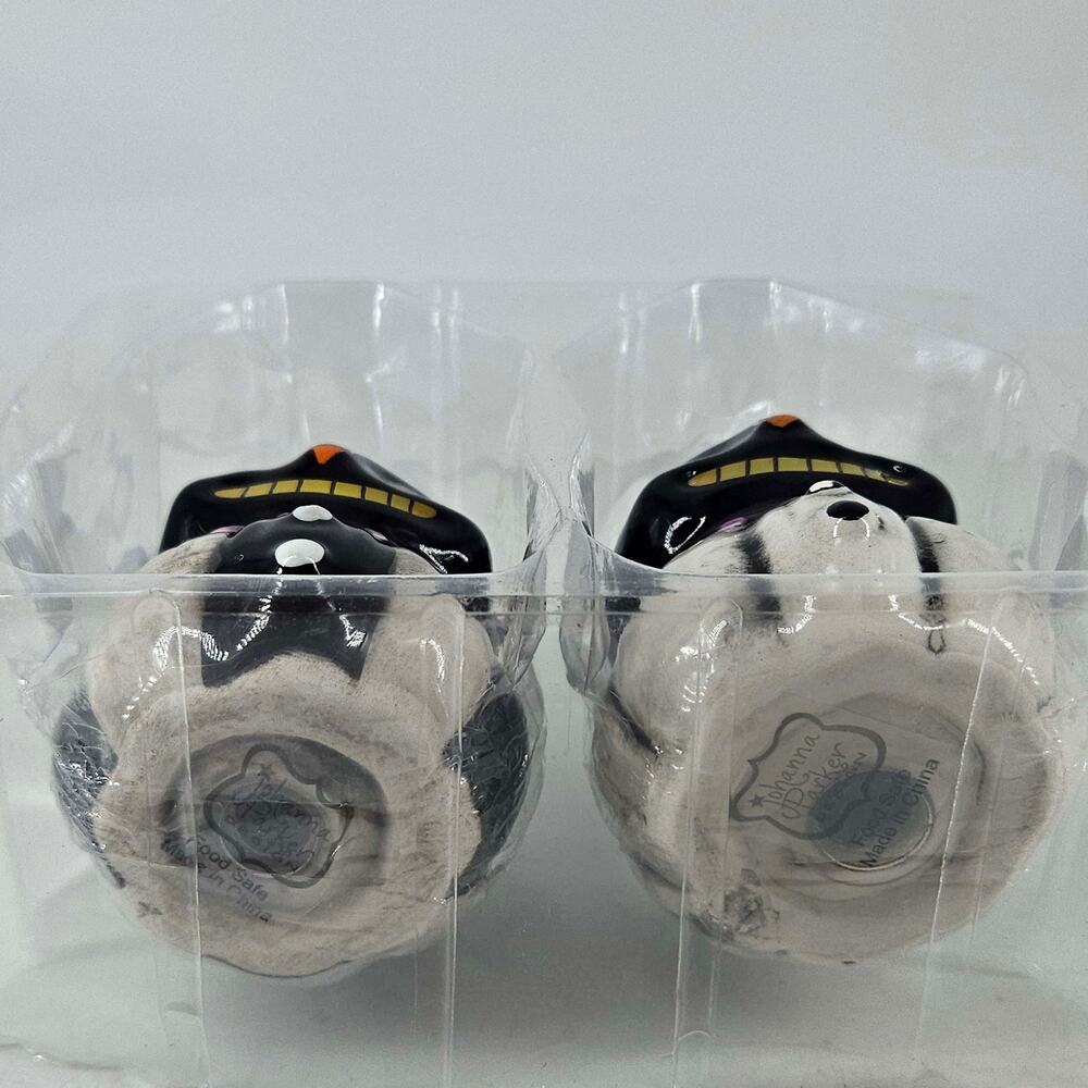Johanna Parker Halloween black cat Salt & Pepper Shaker set - Picture 5 of 7